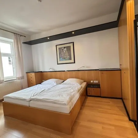 Apartamento Salzkammergut Homes Gmunden - See- und Stadtblick, zentrale Lage, Balkon - ideal für Familien