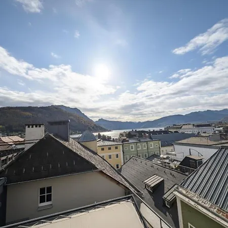 Altstadt Loft Gmunden DG mit Balkon und Seeblick * Gmunden