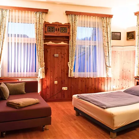 Salzkammergut Homes Gmunden - See- und Stadtblick, zentrale Lage, Balkon - ideal für Familien * Gmunden