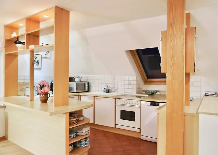 Altstadt Maisonette Dg Mit Balkon Und Seeblick Apartment Gmunden