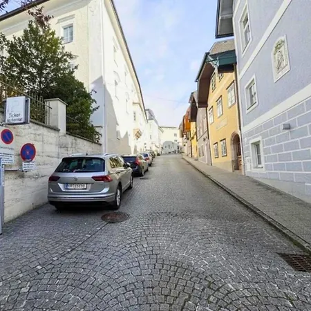 Altstadt Maisonette Gmunden Dg Mit Balkon Und Seeblick 아파트