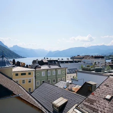 Altstadt Maisonette Gmunden Dg Mit Balkon Und Seeblick 아파트