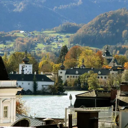 아파트 Altstadt Maisonette Gmunden Dg Mit Balkon Und Seeblick 그문덴