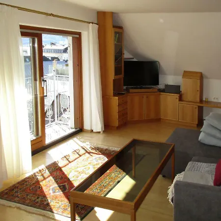 Altstadt Maisonette Gmunden Dg Mit Balkon Und Seeblick