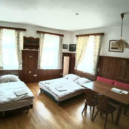 Altstadt Maisonette Gmunden Dg Mit Balkon Und Seeblick 아파트