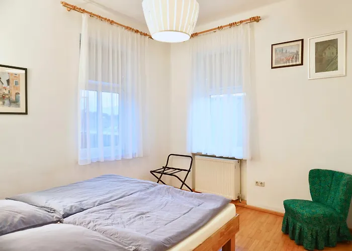 Altstadt Maisonette Dg Mit Balkon Und Seeblick グムンデン